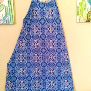 Blue pattern dress